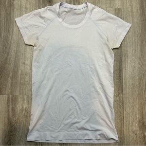 Lululemon Swiftly Tech T-Shirt Periwinkle Blue Compression Workout Top Size 8